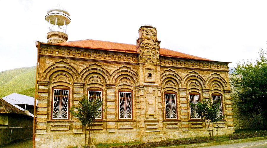 مسجد عمر افندي - شيكي - أذربيجان